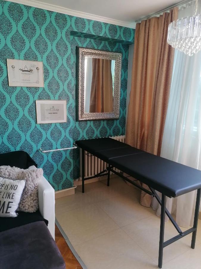Marina Jacuzzi Apartment Free Parking 诺威萨 外观 照片