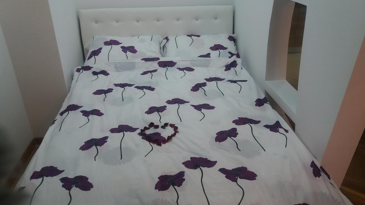 Marina Jacuzzi Apartment Free Parking 诺威萨 外观 照片