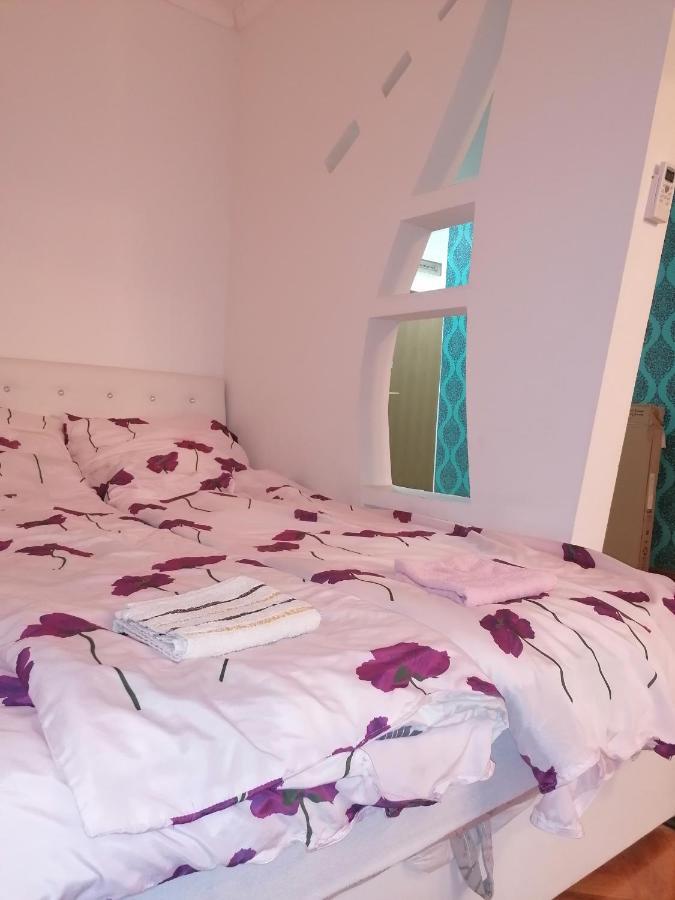 Marina Jacuzzi Apartment Free Parking 诺威萨 外观 照片
